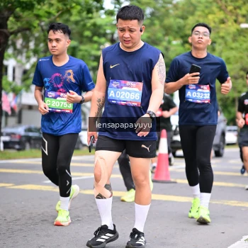 Runner Photo 4165558