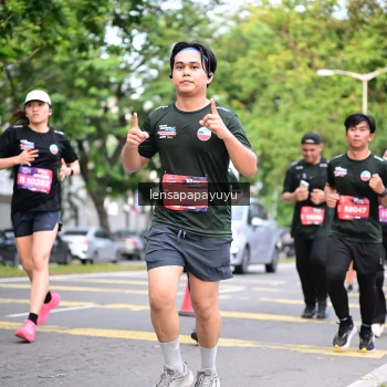 Runner Photo 4165562