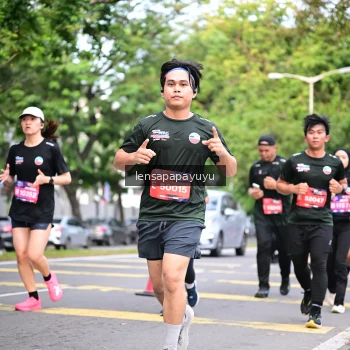 Runner Photo 4165565