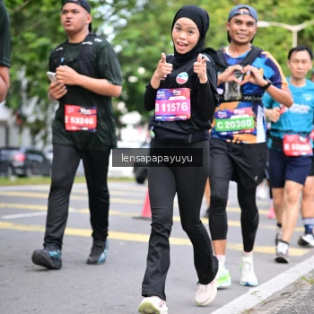 Runner Photo 4165568