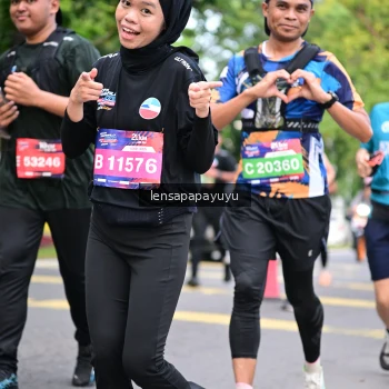 Runner Photo 4165574