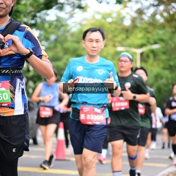 Runner Photo 4165576