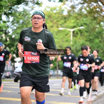 Runner Photo 4165578