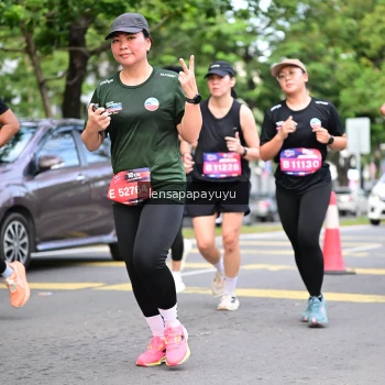 Runner Photo 4165584