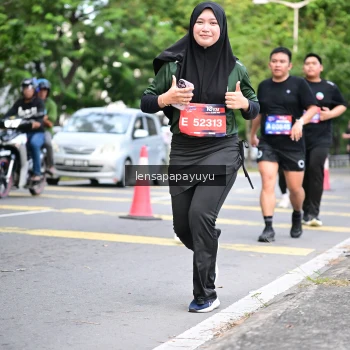 Runner Photo 4165597