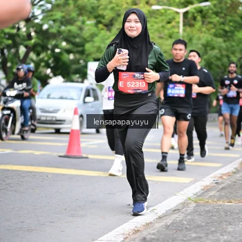 Runner Photo 4165598