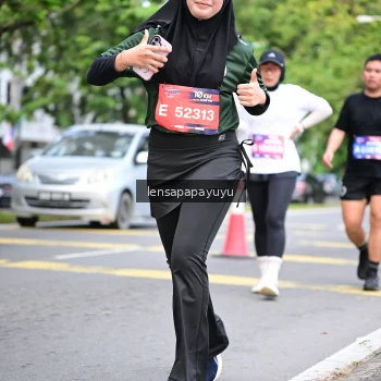 Runner Photo 4165599