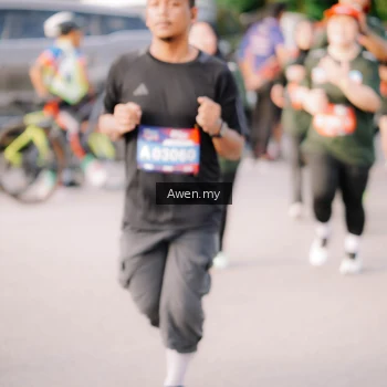 Runner Photo 4165607