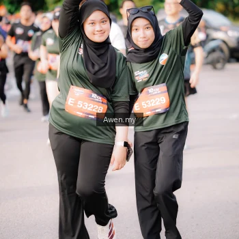 Runner Photo 4165614