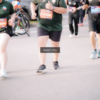 Runner Photo 4165625