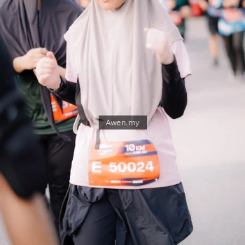 Runner Photo 4165626