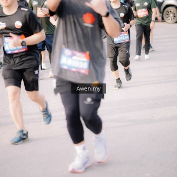 Runner Photo 4165632