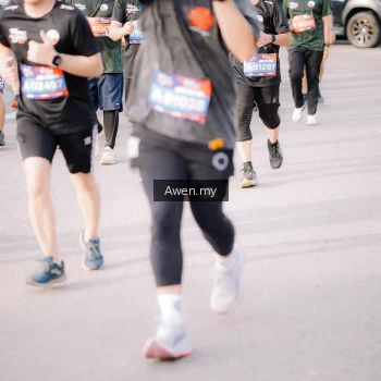 Runner Photo 4165637