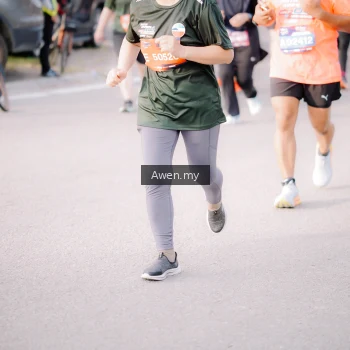 Runner Photo 4165639