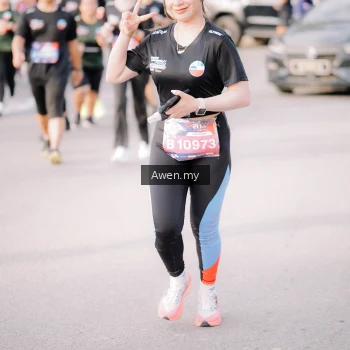 Runner Photo 4165646