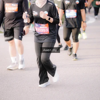 Runner Photo 4165648
