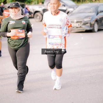 Runner Photo 4165650