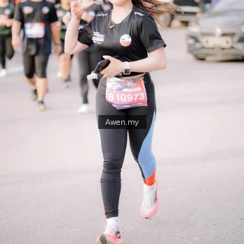 Runner Photo 4165656