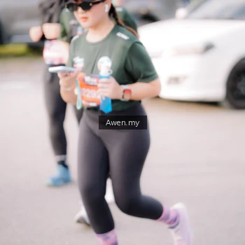 Runner Photo 4165659