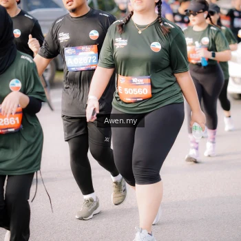 Runner Photo 4165666