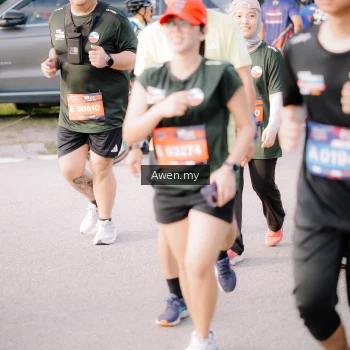 Runner Photo 4165687