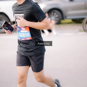 Runner Photo 4165690