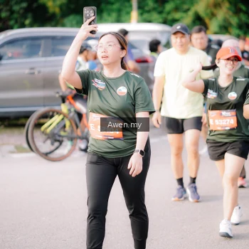 Runner Photo 4165693
