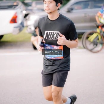 Runner Photo 4165695