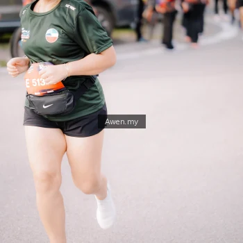 Runner Photo 4165700