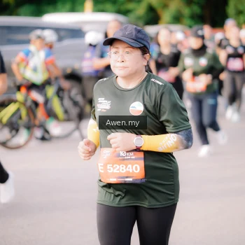Runner Photo 4165703