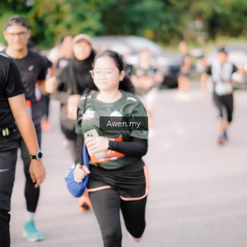 Runner Photo 4165719