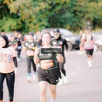 Runner Photo 4165720