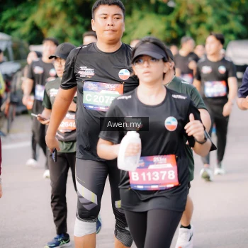 Runner Photo 4165721