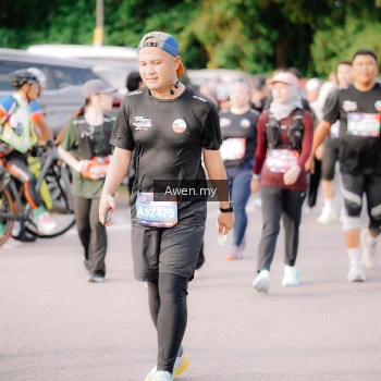 Runner Photo 4165723