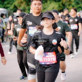 Runner Photo 4165724
