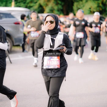 Runner Photo 4165731