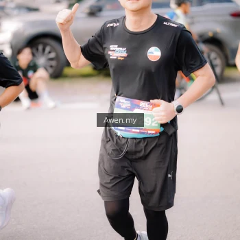 Runner Photo 4165733