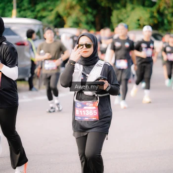 Runner Photo 4165734