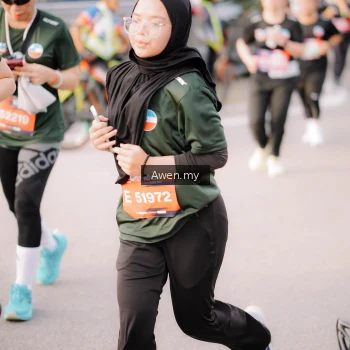 Runner Photo 4165737