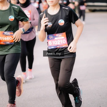 Runner Photo 4165756