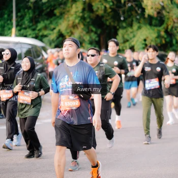 Runner Photo 4165759