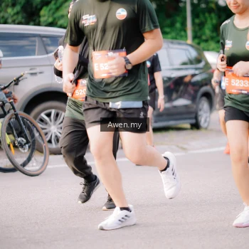 Runner Photo 4165760