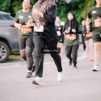 Runner Photo 4165762