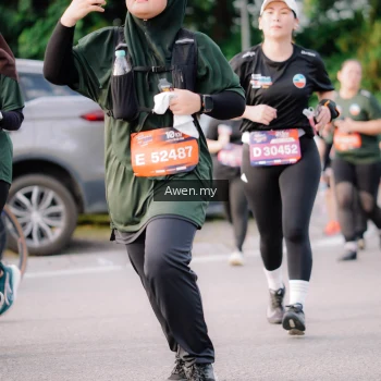Runner Photo 4165765
