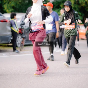 Runner Photo 4165770