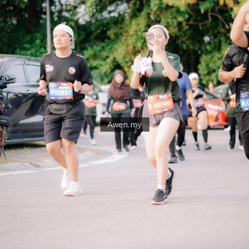 Runner Photo 4165774
