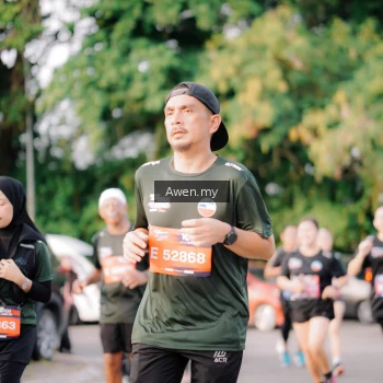 Runner Photo 4165781