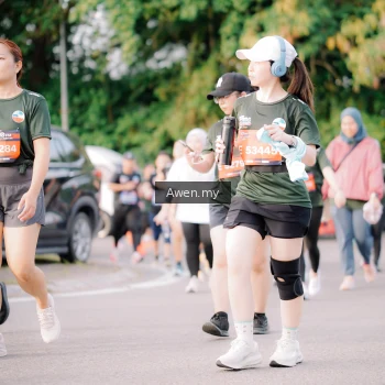 Runner Photo 4165785