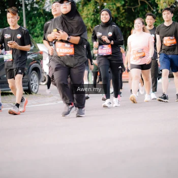 Runner Photo 4165787