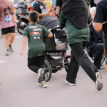 Runner Photo 4165790